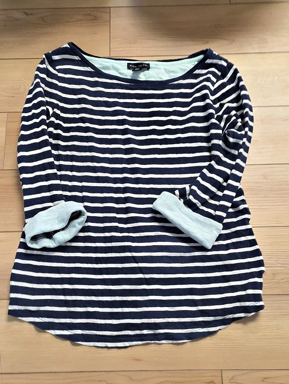 Will Smith Striped Long Sleeve Top in Blue & White Size Medium